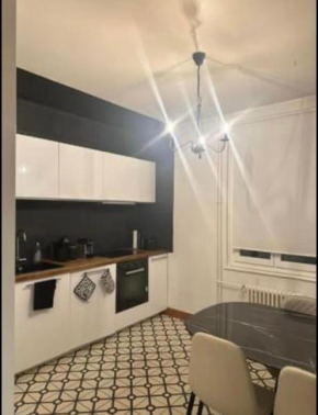 Appartement haussmanien rénové proche centre Lausanne